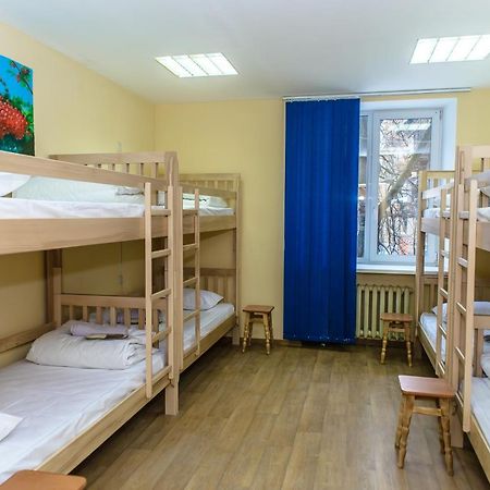 Botanic Globus Hostel Kiew Exterior foto
