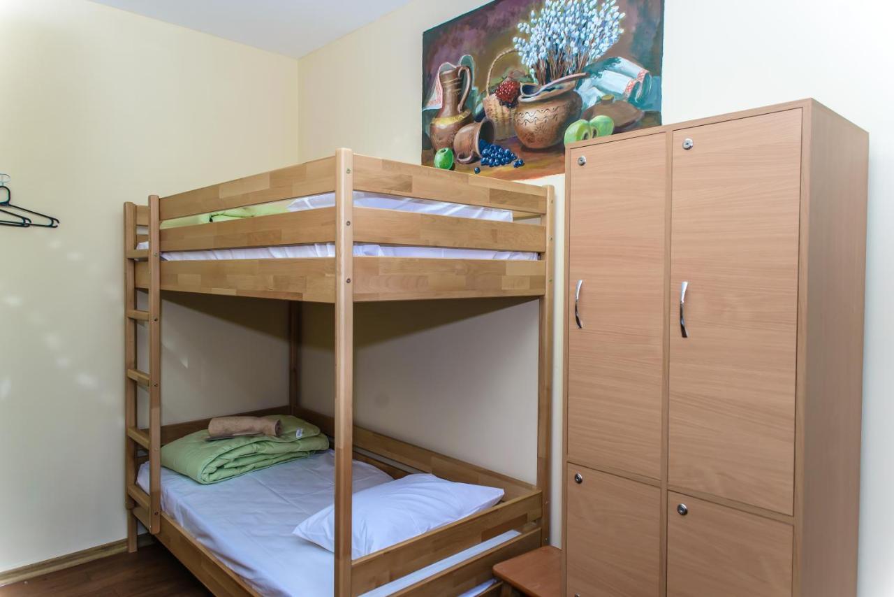 Botanic Globus Hostel Kiew Exterior foto